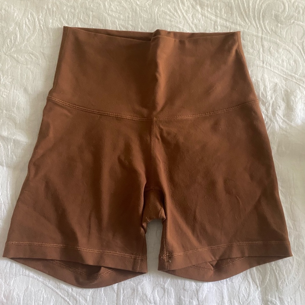 Brown aritzia TNA biker shorts